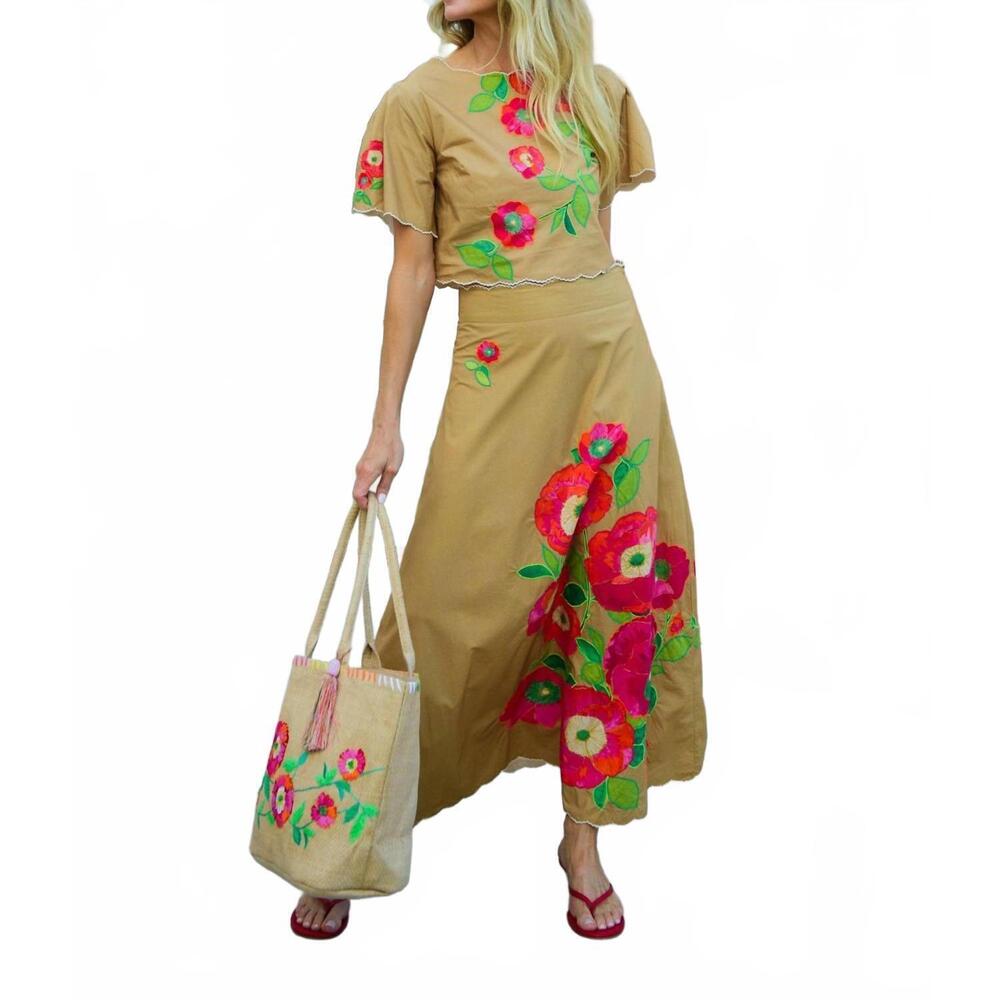 NEW ELIZABETH JAMES THE LABEL women's paloma poppy patch top in iced coffee - Picture 5 of 7